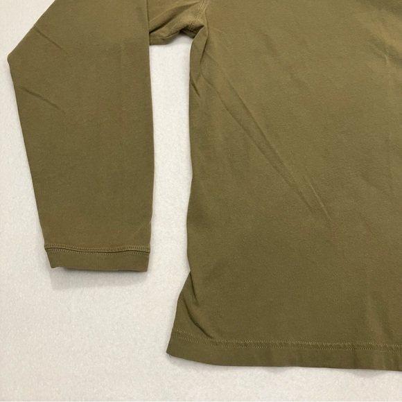 The North Face • Long Sleeve Top - Picture 11 of 12